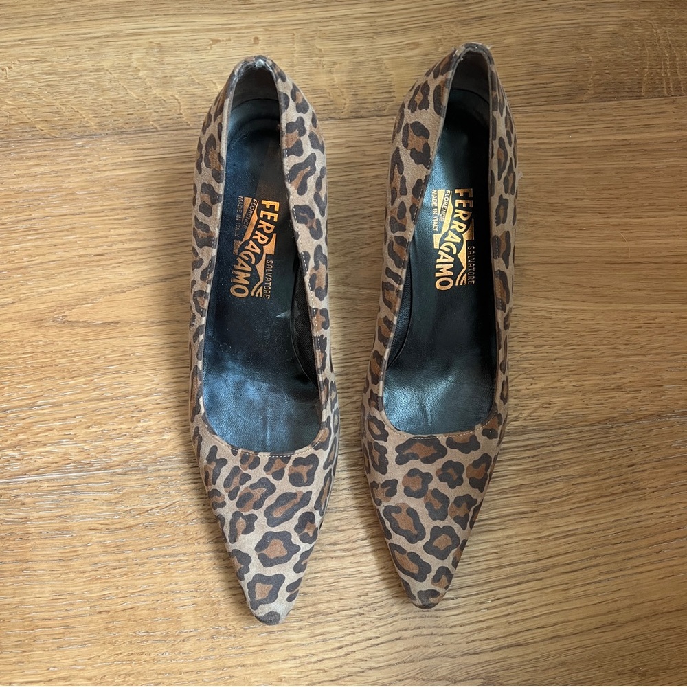 Salvatore Ferragamo Animal Print Pump Suede Leather Desiderea Pointed Toe Heel